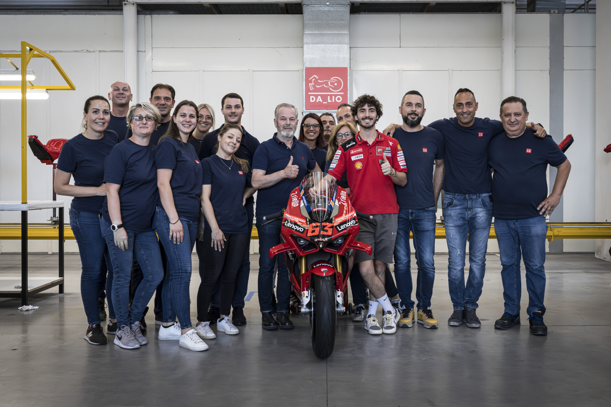 I campioni del mondo Ducati in visita alla Da Lio